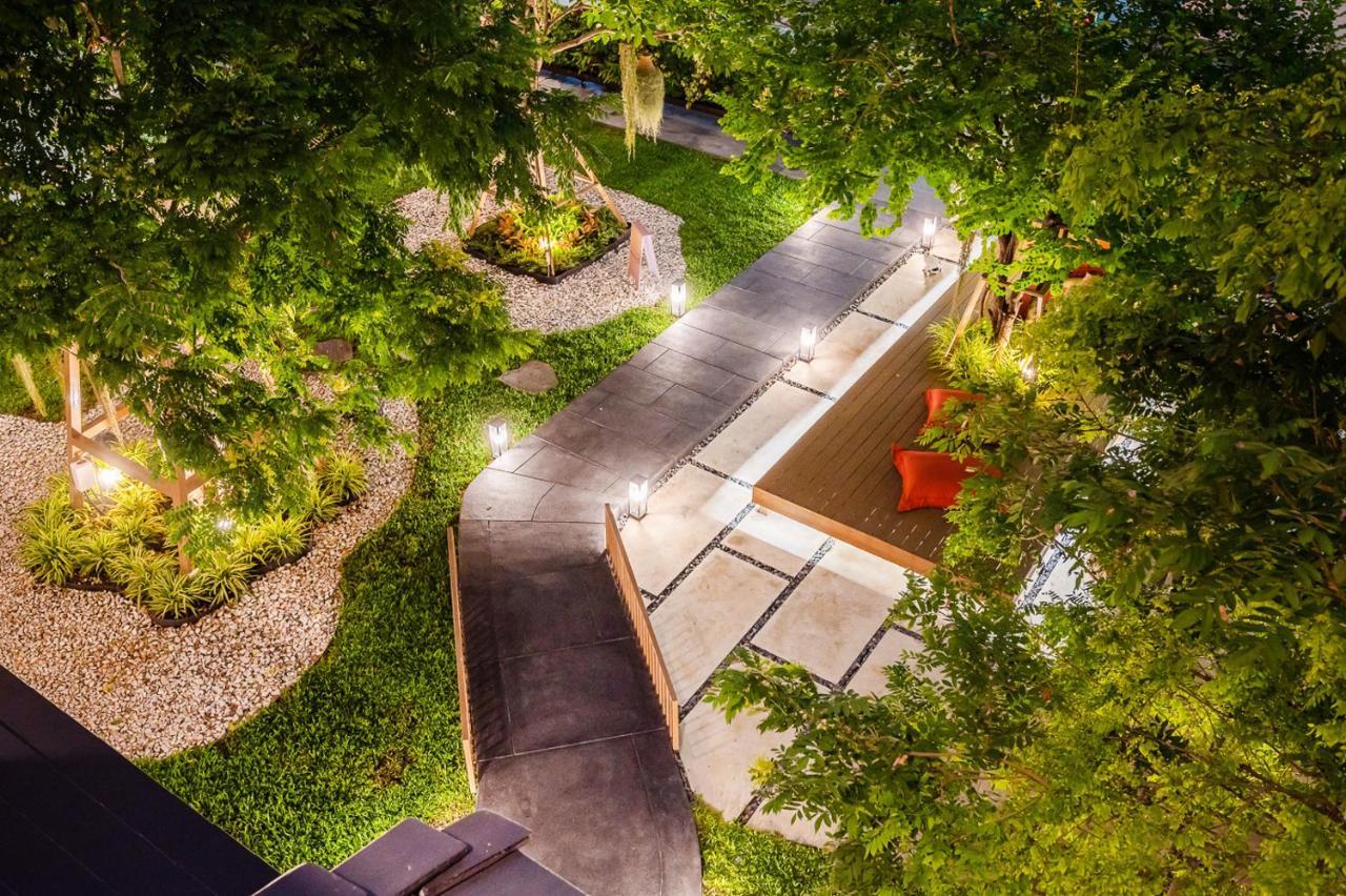 Hotel Wizpark Ratchada Bangkok Exterior foto